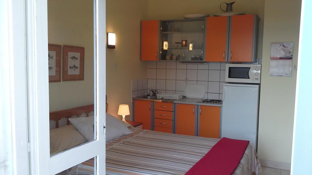 Apartments Anini Dvori Promajna Exteriér fotografie